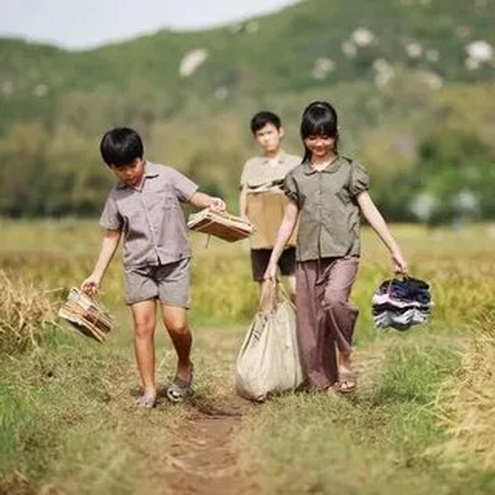 Chuyên gia Hotspot Matrix phân tích: Mua váy hoa mà không biết 4 và marketing video